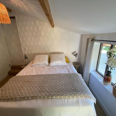 Le Sarment Bed & Breakfast Grezillac Bagian luar foto