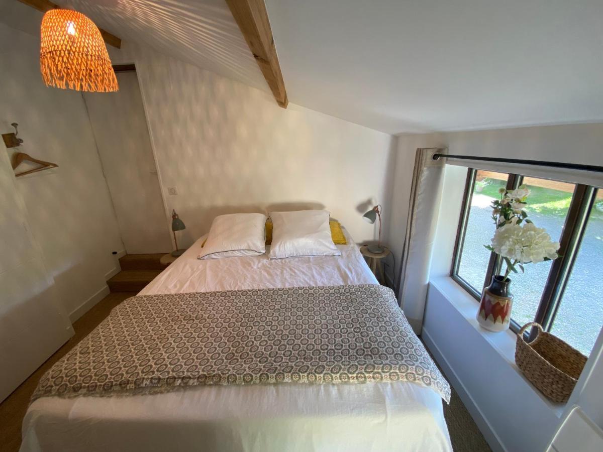 Le Sarment Bed & Breakfast Grezillac Bagian luar foto