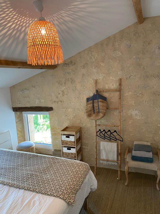 Le Sarment Bed & Breakfast Grezillac Bagian luar foto